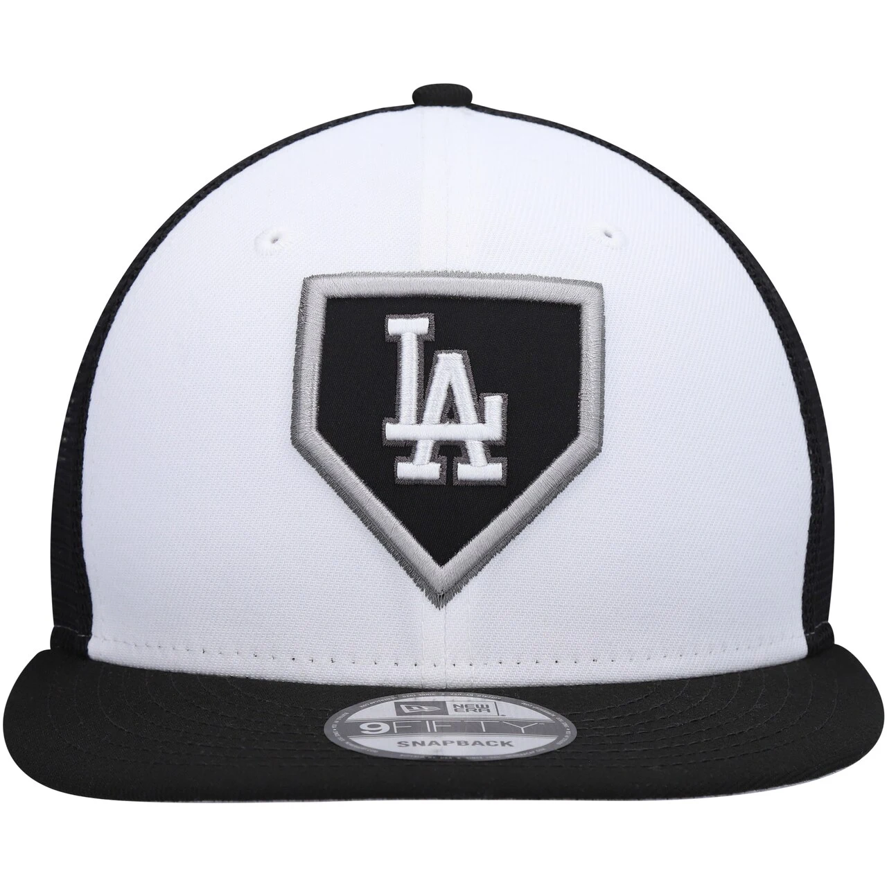 Men's Los Angeles Dodgers New Era White/Black 2022 Clubhouse Trucker 9FIFTY Snapback Hat 4 Men's Los Angeles Dodgers New Era White/Black 2022 Clubhouse Trucker 9FIFTY Snapback Hat - Image 2
