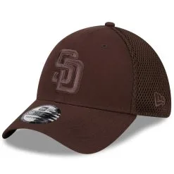 Men's San Diego Padres New Era Brown Tonal Team Neo 39THIRTY Flex Hat