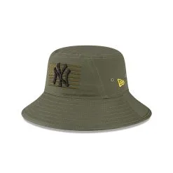 Men's New York Yankees New Era Green 2023 Armed Forces Day Bucket Hat