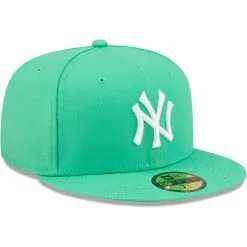 Men's New York Yankees New Era Green Logo 59FIFTY Fitted Hat -San Diego Padres Caps Sales mens new era green new york yankees logo 59fifty fitted hat pi4690000 altimages ff 4690365 90747dfeebc3aa90866falt3 full