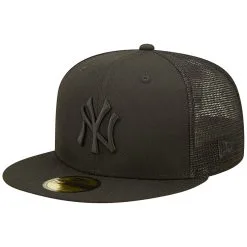 Men's New York Yankees New Era Blackout Trucker 59FIFTY Fitted Hat