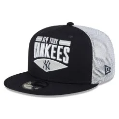 Men's New York Yankees New Era Navy/White Base Trucker 9FIFTY Snapback Hat